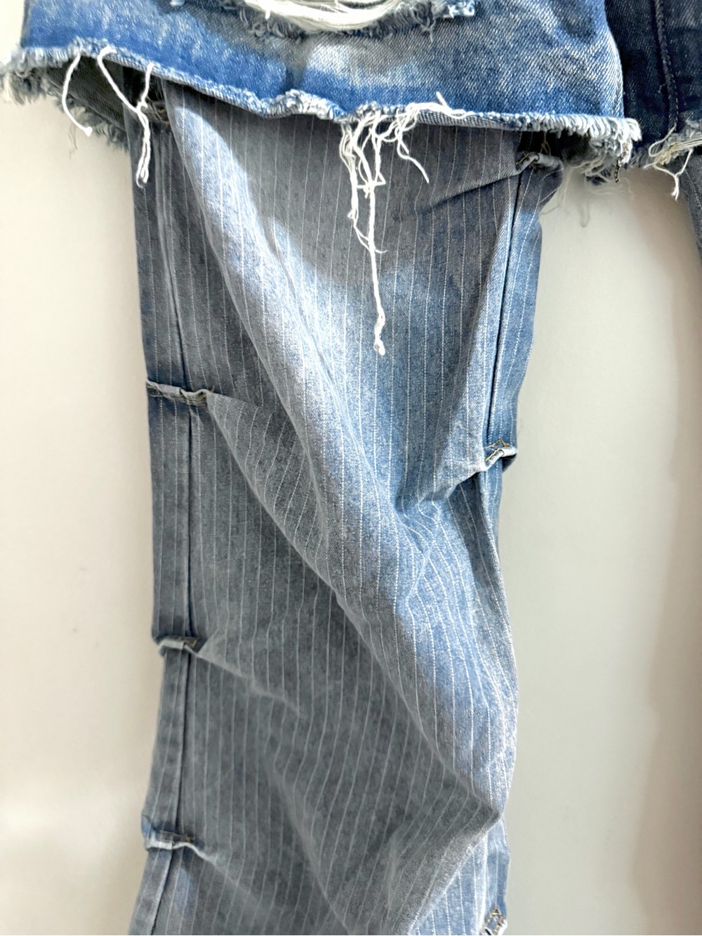 Aelfric Eden NWT size 30 distressed denim shorts over pinstripe flared pants - Picture 15 of 16